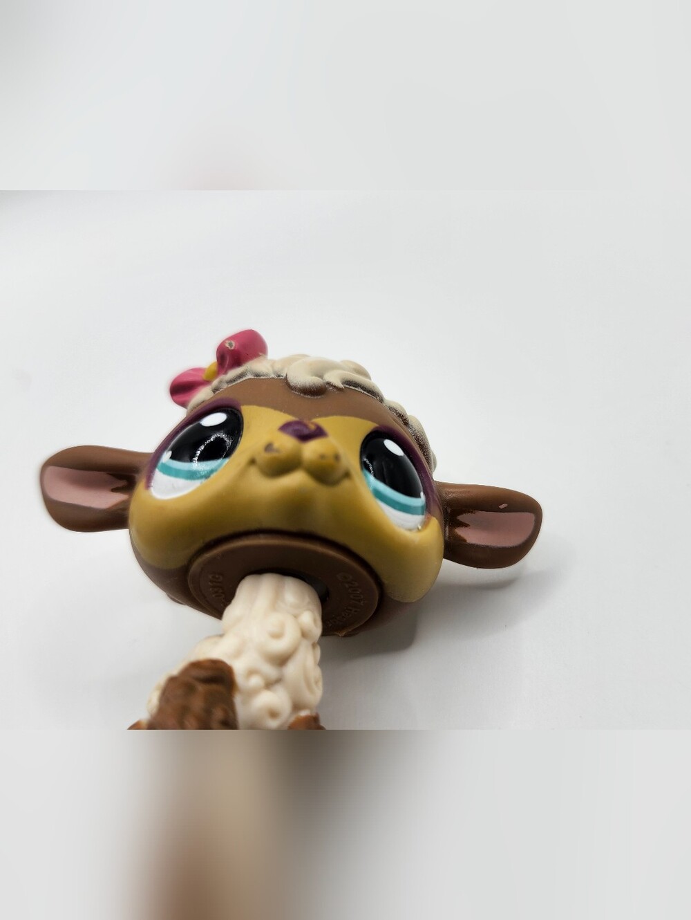 Authentic Hasbro Littlest Pet Shop LPS Brown Lamb #1697 with Pink Bow HTF - Picture 8 of 8
